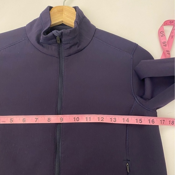 Lululemon || Cardio Squad Jacket in Midnight Navy 4 - Picture 8 of 8